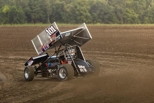 Henry Scores Top-5 at Waynesfield After Part Failure at I-96; Tripleheader for Labor Day Weekend